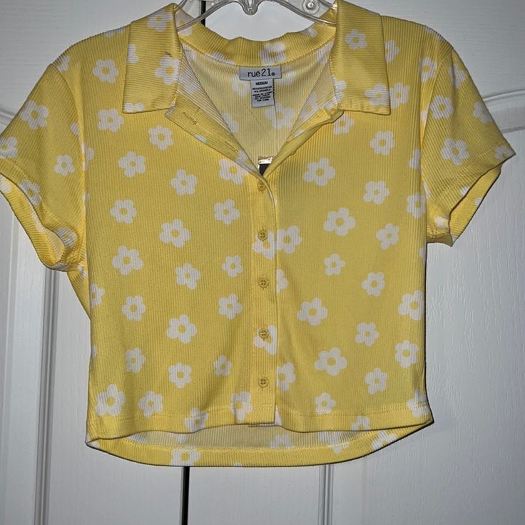 From Rue 21, Never Worn (Brand New With Tags) Size Is A Medium And Tight Fitted Fitted Yellow Summer T-shirt, Fitted Yellow T-shirt For Summer, Yellow Fitted Trendy Top, Trendy Fitted Yellow Top, Fitted Trendy Yellow Top, Cute Yellow Summer Tops, Yellow Collared Summer Tops, Yellow Collared Top For Summer, Trendy Yellow Collared Tops