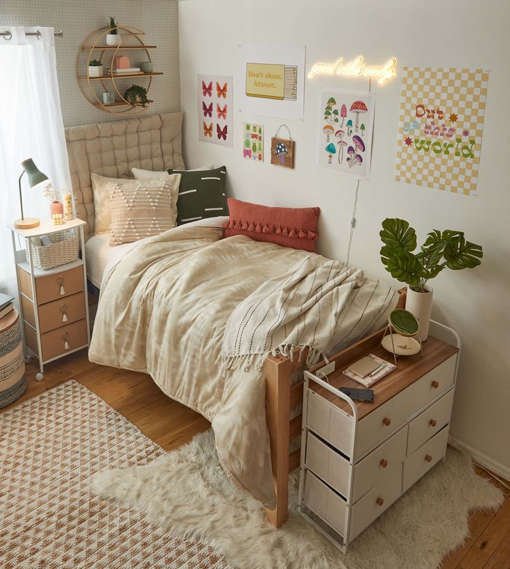 a bed room with a neatly made bed