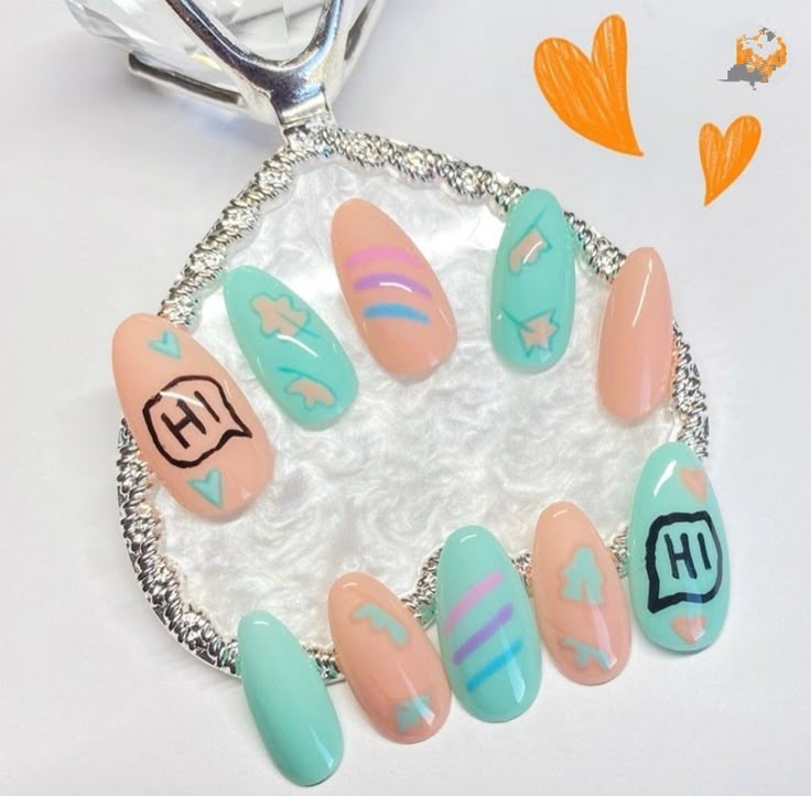 Heartstopper Nail Art Heartstopper Nail Art, Heartstopper Nails Ideas, Spring Nail Designs Gel, Designer Nail Designs, Heartstopper Nails, Easy Nails Design, Pretty Nails Design, Nails Design Natural, Heartstopper Leaves