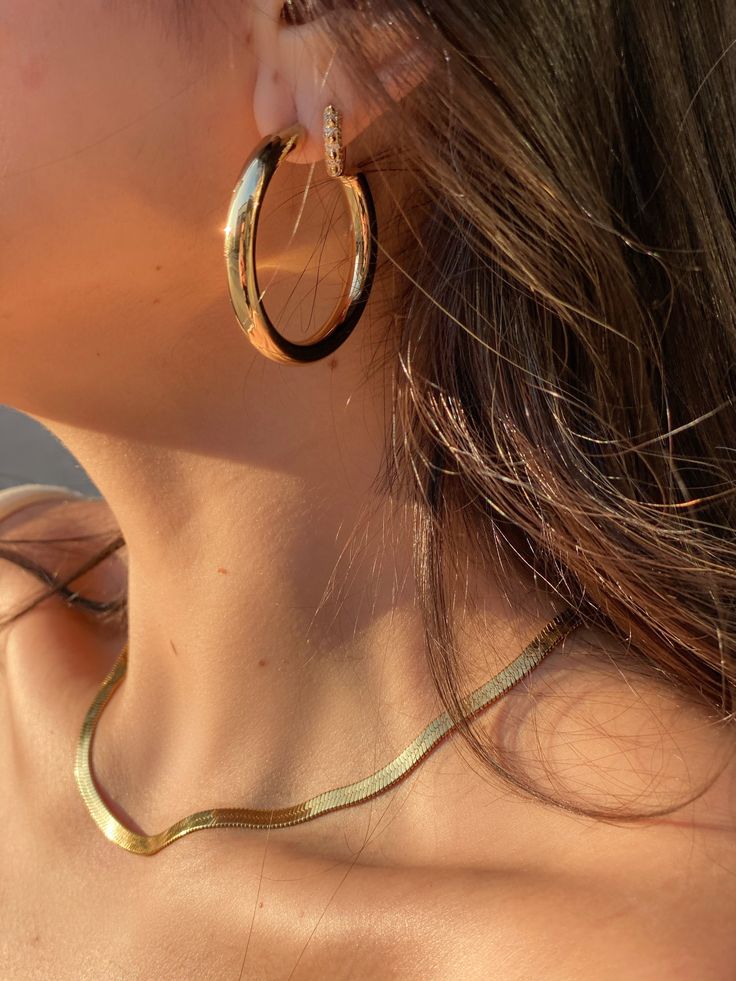 Gold Hoops Aesthetic, Gold Hoop Earrings Aesthetic, Hoops Aesthetic, Hoop Earrings Aesthetic, Chunky Gold Hoop Earrings, Earrings Aesthetic, Chunky Hoop Earrings, Golden Jewelry, Golden Earrings