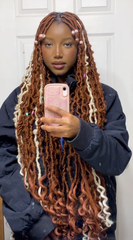 Ginger Faux Locs On Dark Skin, Faux Locs Styles Blonde, Colorful Faux Locs Black Women, Faux Locs Red And Blonde, Ginger And Blonde Soft Locs, Auburn Soft Locs, Two Color Locs, Blonde Crochet Locs, Blond Soft Locs