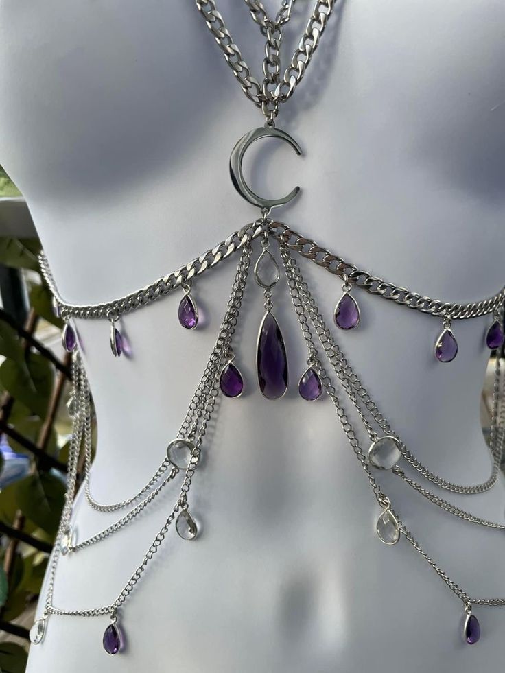 Body Jewelry For Men, Chainmail Body Jewelry, Purple And Silver Aesthetic, Renfaire Accessories, Diy Body Jewelry, Crystal Outfits, Harness Aesthetic, Jewelry Harness, Crystal Outfit