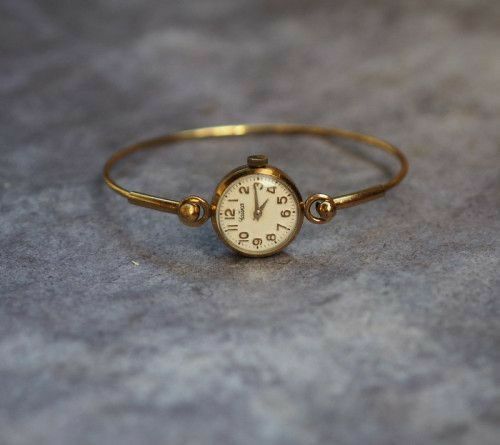 Ladies Bracelet Watch, Vintage Watches Women, Ladies Bracelet, Dope Jewelry, Funky Jewelry, Jewelry Lookbook, Girly Jewelry, Dream Jewelry, Pretty Jewellery