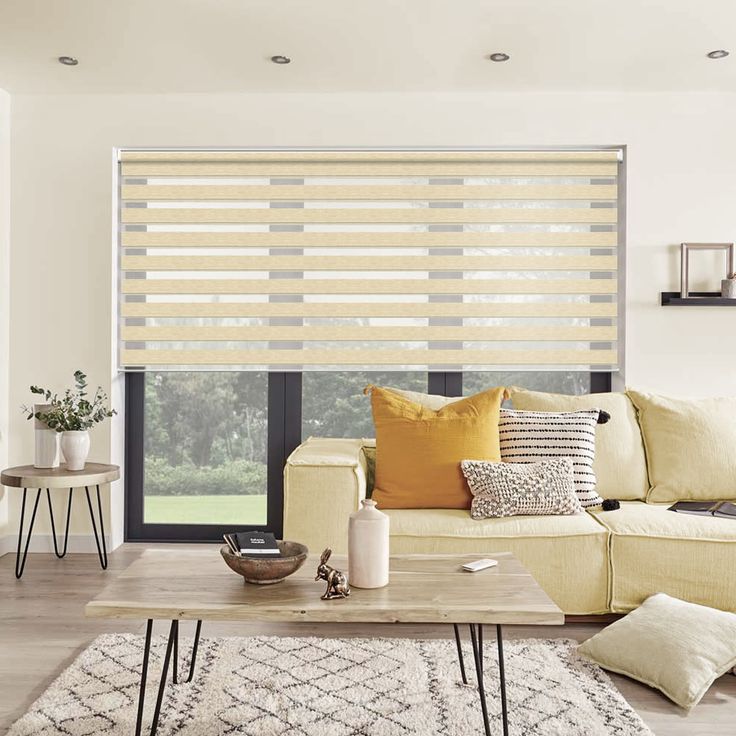 Luxury day and night blinds Blinds Day And Night, Zebra Blinds For Windows, Zebra Blinds Bedroom, Zebra Blinds Living Rooms, Vision Blinds, Persiana Sheer Elegance, Blinds For Windows Living Rooms, Interior Solutions, Night Shades