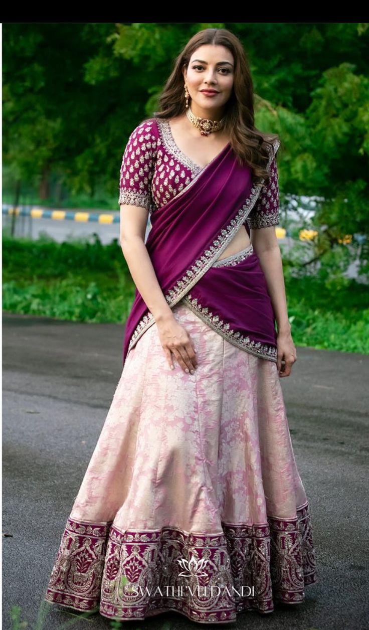 Lehanga Colours Combination, Half Saree Designs South Indian Pattu, Hindu Wedding Bridesmaids, South Indian Lengha, Lavender Half Saree, Pattu Half Saree Indian Dresses, Langa Voni Designs, Fancy Half Sarees, Half Saree Designs Simple