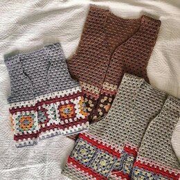 four crochet mittens on a bed with the words crochet pattern below them