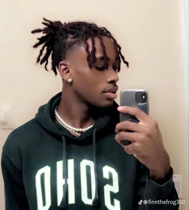 Black Guy Hairstyles Dreads, Cool Dreadlocks Style Men, Dreads Ideas Men, Types Of Braids For Men, Faux Locs Men Short, Dreaded Hairstyles For Men, Twists Men Hair Black Man, Hightop Locs Style Men, Black Male Hairstyles Twists