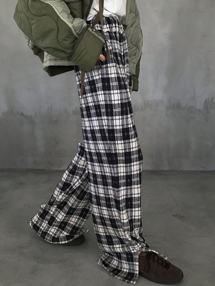 Women's Plaid Elastic Waist Casual Pants, Daily Wear Black and White Casual   Polyester Plaid Straight Leg Non-Stretch  Women Clothing, size features are:Bust: ,Length: ,Sleeve Length: Womens Corset Tops, Casual Summer Skirt, Shapewear Tops, Elegant Dresses Long, Women's Shapewear, Women Corset, Inspiration Mode, Drawstring Pants, White Casual