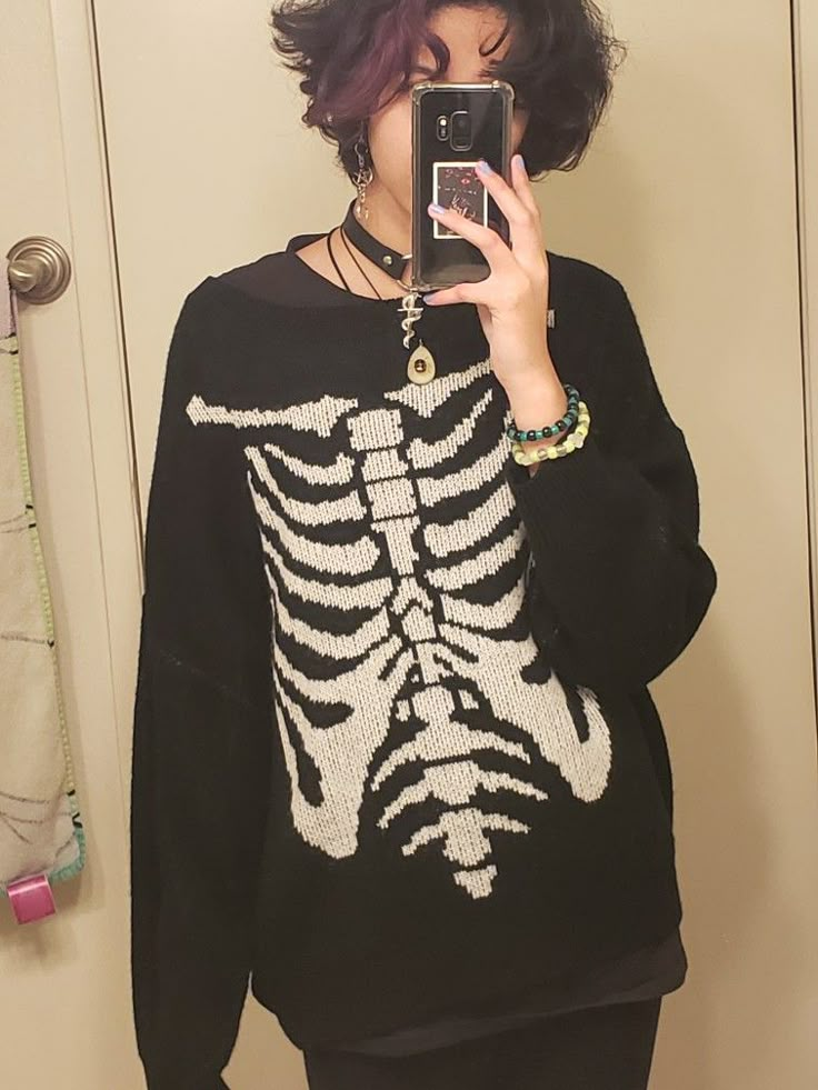 Marauders Fashion, Skeleton Sweater, Pjo Dr, Cozy Outfits, Kawaii Goth, Fashion Inspiration Board, Yami Kawaii, Mall Goth, Outfit Aesthetic