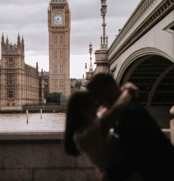 the big ben clock tower towering over the city of london