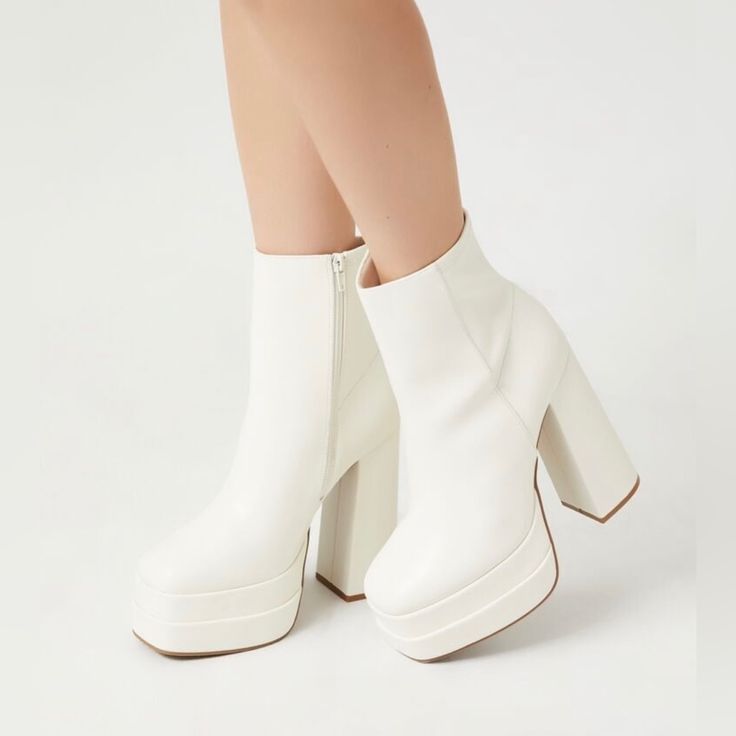 Reposhing This Item I Purchased From @Heyjocelyn. Loved It, But Ready To Rotate For Something New. Questions? Leave A Comment Below! Never Worn Platform White Boots, Sabrina Carpenter Shoes, Sabrina Carpenter Boots, White Winter Boots, Brown Fringe Boots, Womens White Boots, Gold Shoes Heels, Black Wedge Boots, Women Heel Boots