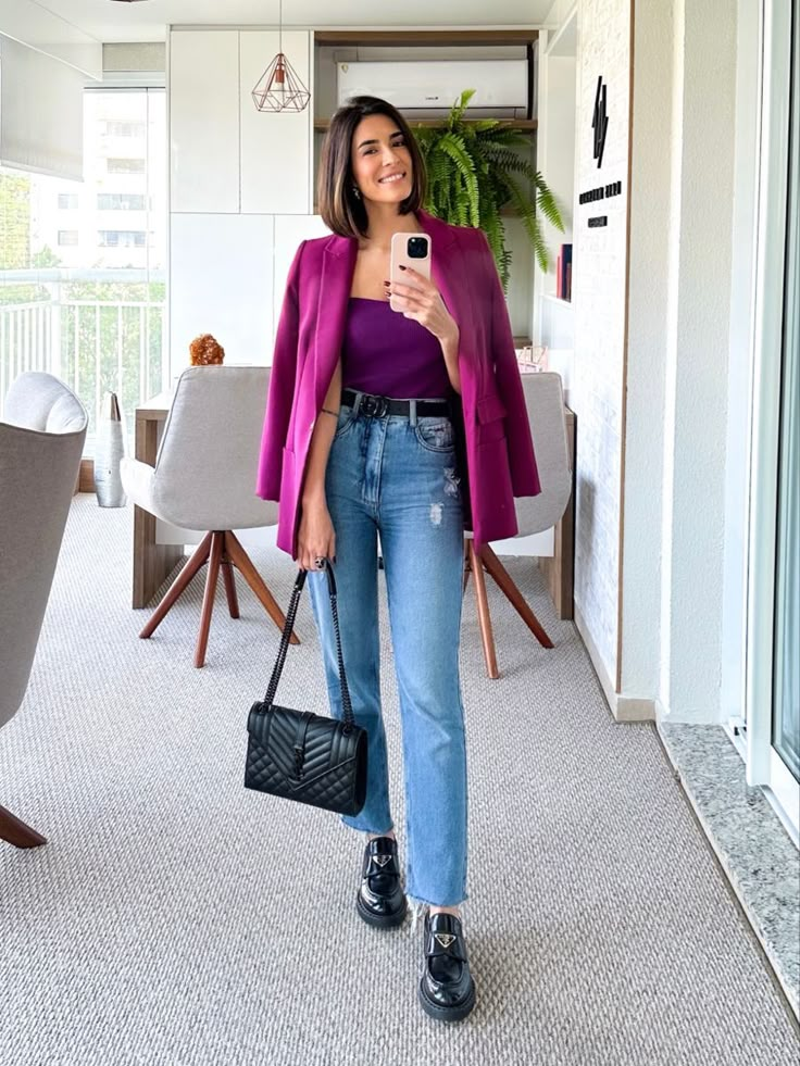 Magenta Blazer Outfit, Magenta Top Outfit, Magenta Outfit, Magenta Sweater, Magenta Top, Blazer Outfits Casual, Looks Jeans, Spring Work Outfits, Office Look