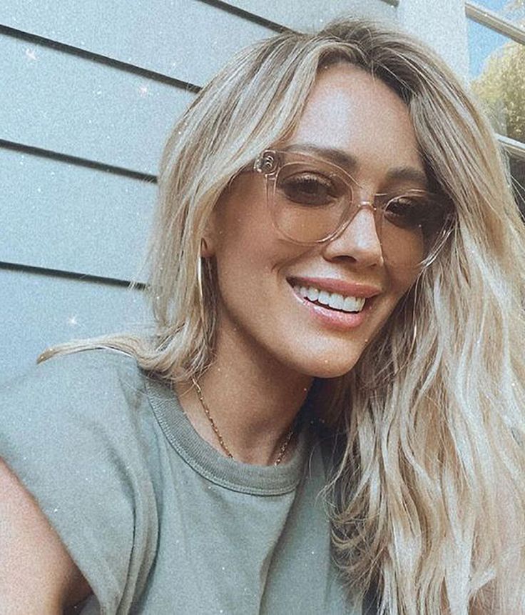 Glasses for blonde hair | Banton Frameworks Blonde With Glasses, Hilary Duff Hair, Stylish Glasses For Women, Glasses Styles, Coloured Lenses, Glasses Trends, Womens Glasses Frames, My Muse, Hillary Duff