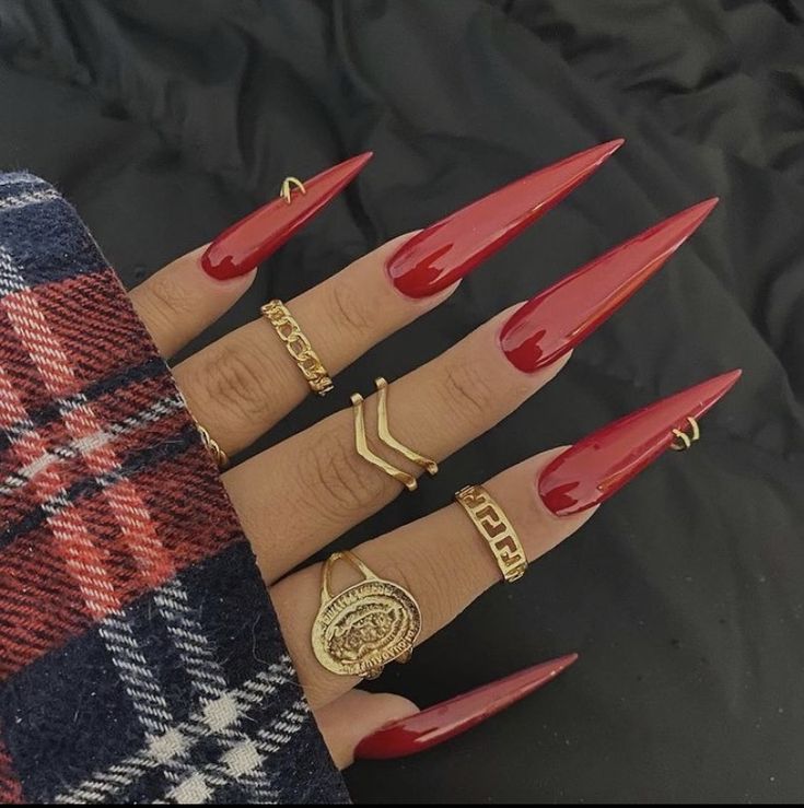 Long Stellio Nails, 1111 Nails, Navy Blue And Red Nails, Red Toe Nails Ideas, Maroon Stiletto Nails, Long Red Stiletto Nails, Long Stiletto Nails Designs Unique, Red Stiletto Nails, Kylie Nails