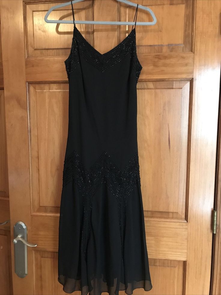 Leslie Fay Evenings Dress Size 8 Black Strapless Beaded Dress v neck MIDI below knee. In excellent like new condition. Shipped with USPS First Class. Beaded Straps Evening Dress, Beaded Evening Dress For Night Out, Black Prom Dress With Beaded Straps, Black Evening Dress With Beaded Straps, Formal Black Dress With Beaded Straps, Black Beaded Dress For Prom, Beaded Black Dress For Prom, Black Dress Outfit Ideas, Strapless Beaded Dress