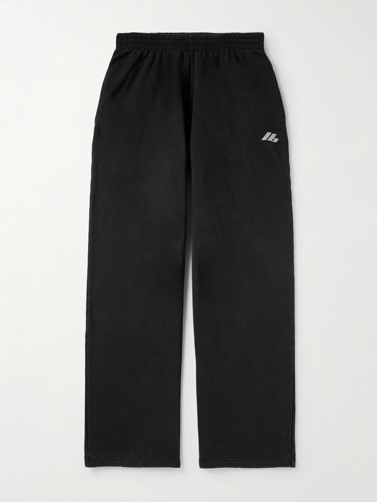 Balenciaga's sweatpants are printed with a logo that's inspired by retro racing styles. They're cut for a baggy, wide-leg fit from soft cotton-jersey and have a comfortable elasticated waistband. Sweat Pants Y2k, Balenciaga Sweatpants, Sweatpants For Men, Apparel Branding, Hoodie Mockup, Black Sweats, Classy Outfits Men, Baggy Sweatpants, Clothing Board