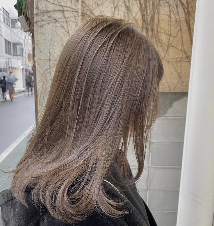 Ash Brown Hair Color, Brown Hair Shades, Brown Hair Looks, Ash Hair Color, Ash Brown Hair, Hair Blond, Brown Hair Inspo, Brown Hair Dye, Brown Hair Color