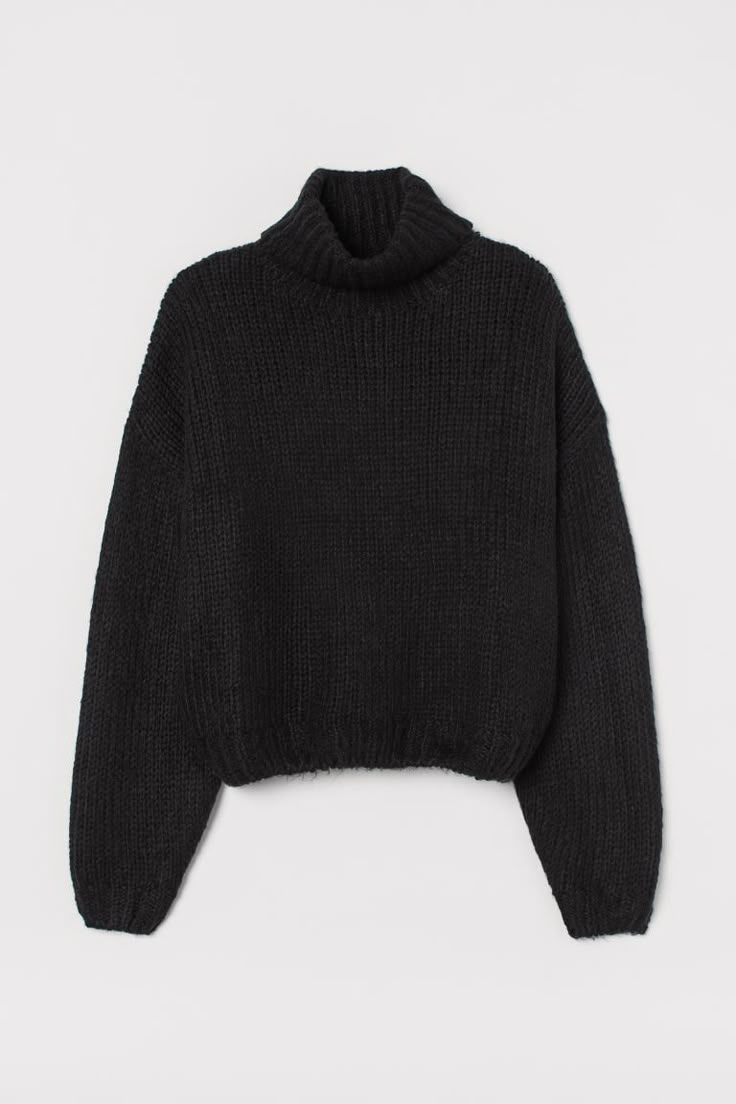 A Classic Turtleneck: H&M Chunky-knit Turtleneck Sweater Boxy Sweater, Cute Jackets, Knit Turtleneck Sweater, Black Turtleneck, Polo Neck, Retro Outfits, White Sweaters, Sweater Weather, Fashion Company