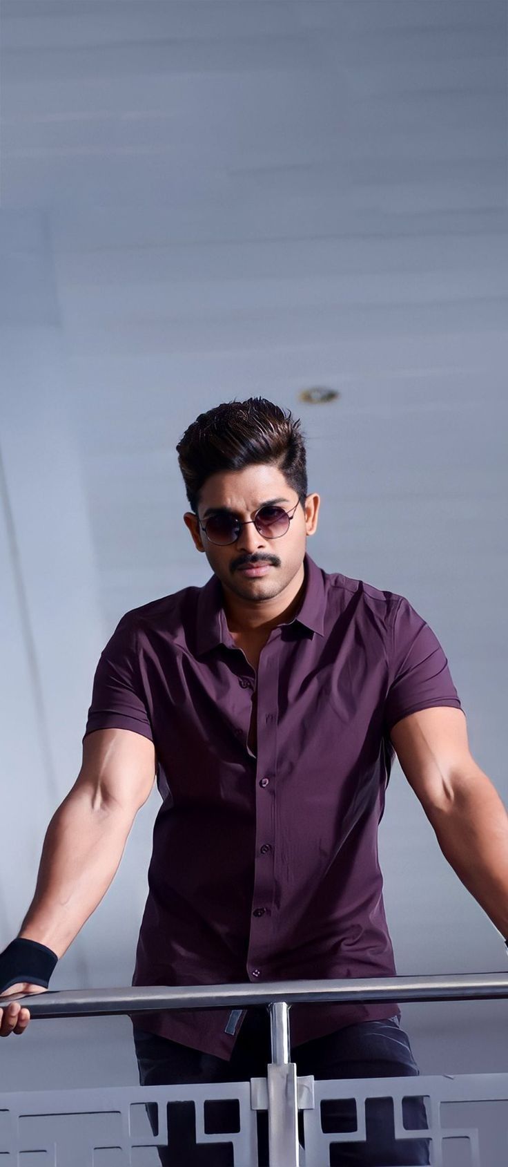 Allu Arjun Style, Ally Arjun, Allu Arjun Hd Wallpaper, Allu Arjun Hairstyle New, Vijay Actor Hd Images, Hd Cover Photos, Allu Arjun Wallpapers, Daily Fun Facts, Allu Arjun Images