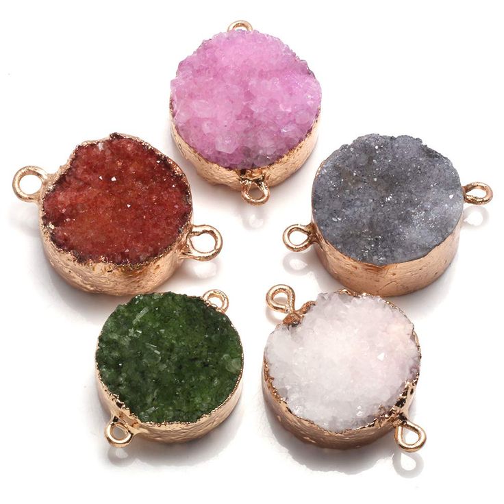 PRICES MAY VARY. ♥ Material: These charm links are made of natural druzy agate, wrapped with golden plated edge. ♥ Package Includes: 5pcs natural mixed color round druzy agate charms connectors(random color), Shape: round shape, Size: 25x35mm. ♥ Multiple Usage: These delicate links necklace pendants are very pretty and cute, you can use them make your necklaces, bracelets, earrings and other DIY crafts. They are also the unique gift making supplies for your friends, family on christmas, birthday Family On Christmas, Diy Retro, Retro Necklace, Gift Making, Necklace Pendants, Silver Circle, Suede Cord, Jewelry Making Charms, Druzy Agate