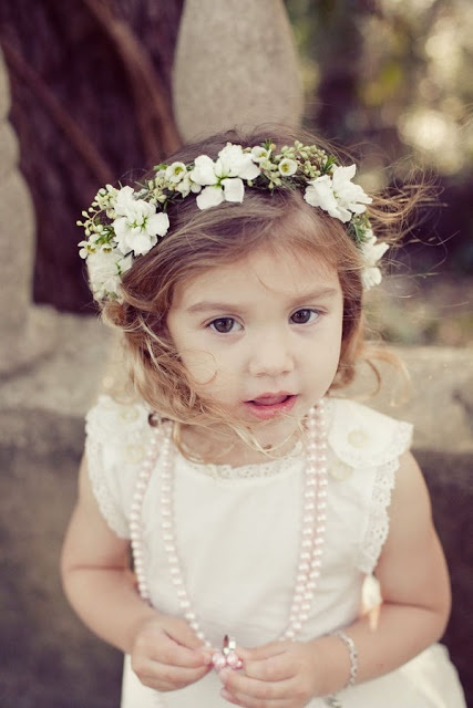 Flowergirl Flower Girl Headpiece, Flower Girl Crown, Girls Crown, Flower Girl Hairstyles, Bridal Musings, Bohemian Bride, Trendy Flowers, Wedding Flower Girl, Bridesmaid Flowers