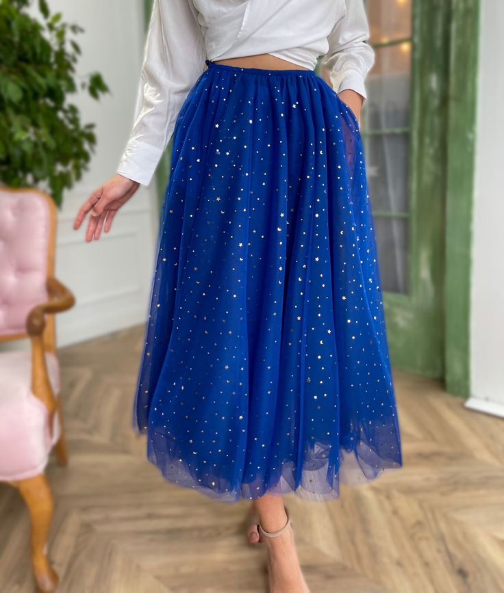 Delicate fabrics are layered and embellished with shimmering stars in classy midi length skirts. Easy to wear and layer, yet forever statement pieces, these skirts will upgrade your look for any event. Tool Skirt, Teuta Matoshi, Midi Length Skirts, Disney Outfits, All About Fashion, Western Fashion, Scarlet, Midi Length, Pink Roses