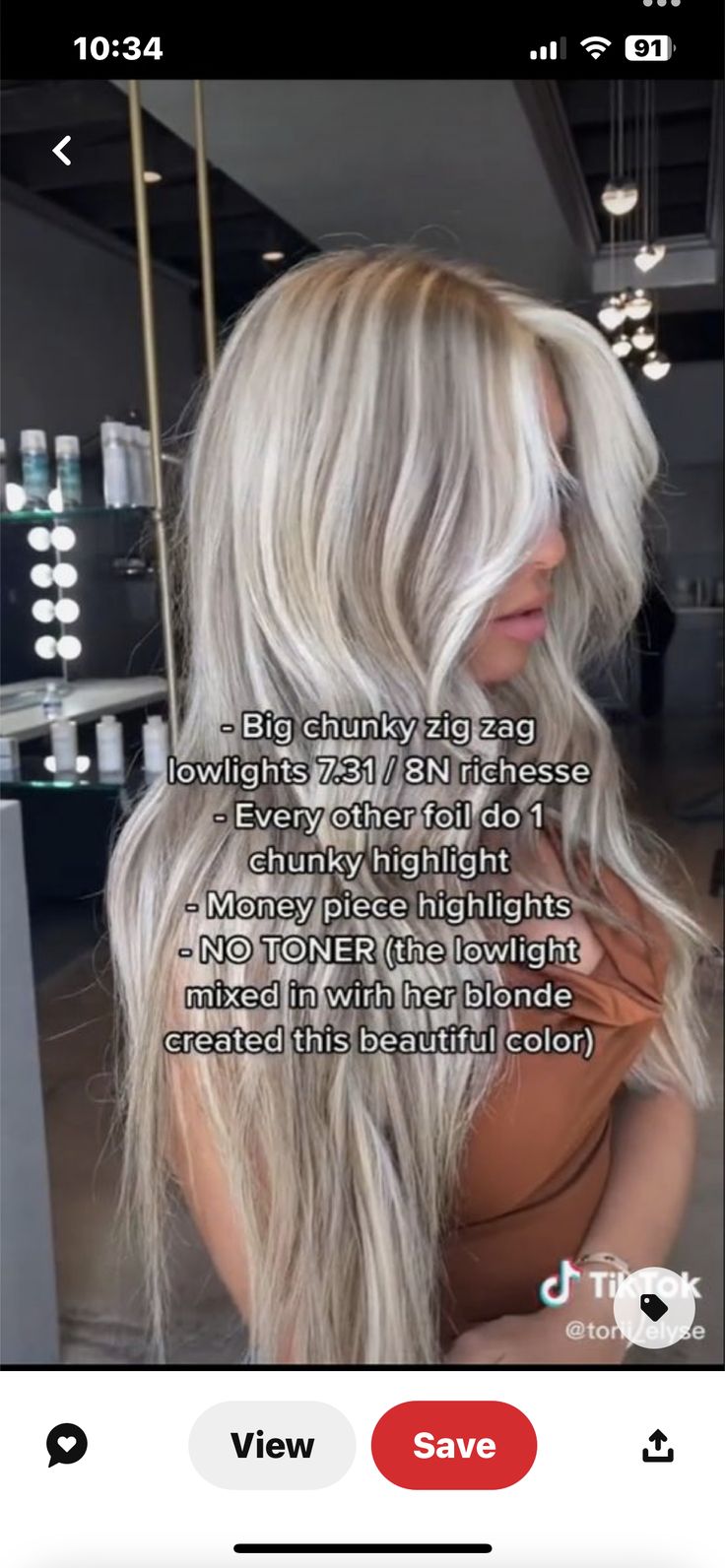 Bright Blonde Chunky Highlights, Icy Fall Blonde, Platinum Fall Hair Color, Platinum Blonde Hair Dimension, Sultry Blonde Hair, Hair Color Fall 2023 Blonde, Platinum Blonde Hair 2023, New Blonde Trends 2023, Heavy Blonde Highlights With Money Piece