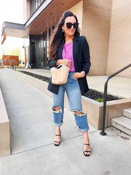 The perfect date night outfit featuring a black blazer, hot pink top and my favorite new jeans. This look can be dressed up for going out or is also a great chic casual outfit idea. Shop the look at the link! Casual Outfit Idea, Hot Pink Top, Outfit Ideas Spring, Date Night Outfit Ideas, Night Outfit Ideas, Hot Pink Tops, Best Casual Outfits, Breezy Dress, Chic Casual