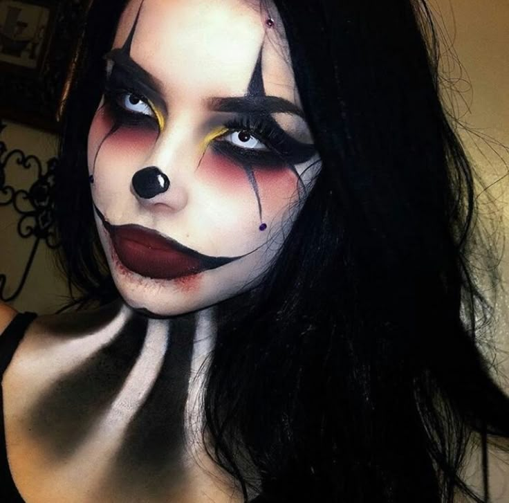 Carnaval Make-up, Black And White Clown, Fantasy Make-up, Halloween Makeup Clown, Makeup Clown, Halloween Make-up Looks, Halloweenský Makeup, Scary Clown Makeup, Horror Make-up