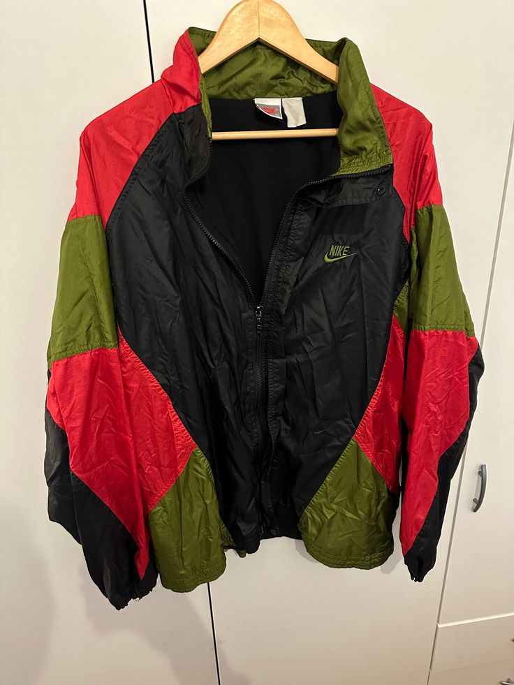 Nike Air Jacket Windbreaker Size XL Retro Vintage Nike Air JACKET Good condition! Good condition! Nike Air Jacket, Nike Vintage, Vintage Nike, Nike Air, Retro Vintage, Mens Jackets, Jackets & Coats, Germany, Mens Outfits