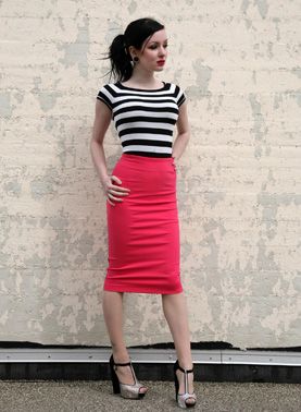 Hotrod Hussy - Delinquent skirt Rockabilly stretchy pencil skirt Vintage Outfits 40s, Fifties Style, Retro Cocktail, Collage Inspiration, Rockabilly Outfits, Wardrobe Pieces, Psychobilly, Rockabilly Fashion, Retro Modern