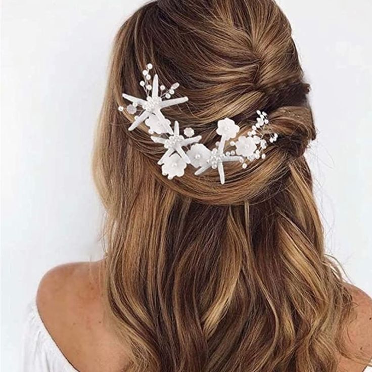 Prom Hair Pieces, Flower Prom Hair, Bride Hair Vine, Curled Hairstyles For Medium Hair, Bride Wedding Hair, Flower Bridal Hair, Hair Tricks, Hair Decor, Fav Products