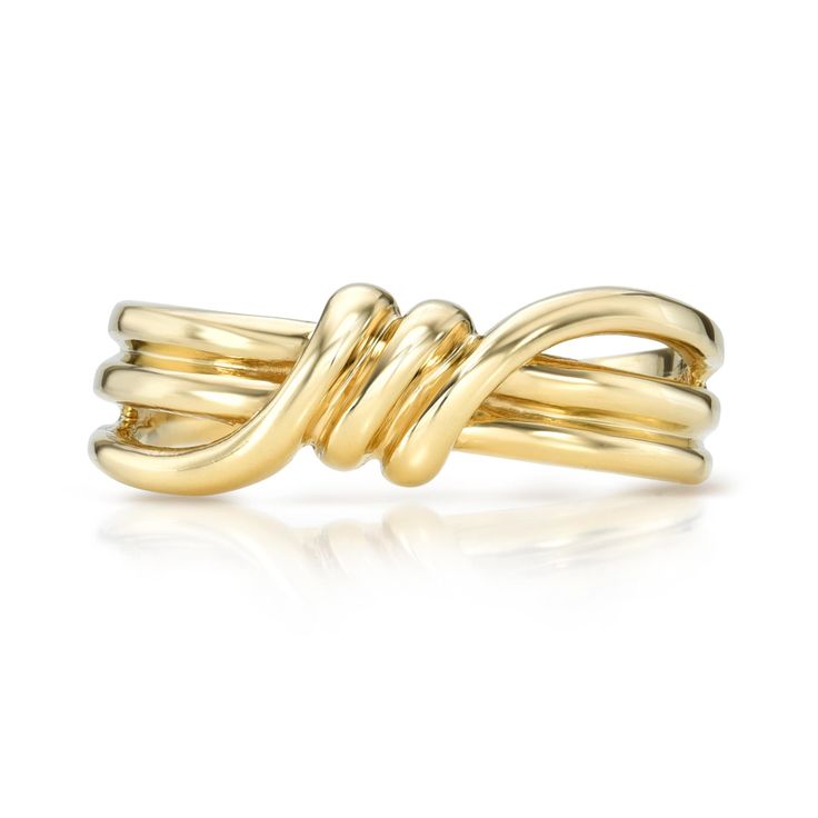 Umarme zeitlose Eleganz mit unserem 14K Solid Gold Knot Ring, einem atemberaubenden 5,80 mm breiten Stück, das ewige Liebe und Verbindung symbolisiert. Als einzigartiger Statement-Knotenring gefertigt, ist er die perfekte Ergänzung zu jeder Schmuckkollektion. Bestellen Sie noch heute und lassen Sie dieses exquisite Stück Ihre Liebesgeschichte erzählen! Das Beste an einzigartigen und kundenspezifischen, handgemachten Stücken aus unserem Shop. Produkt-Eigenschaften: -14K, 18K Massivgold - Breitest Infinity Knot Ring, Gold Knot Ring, Porter Ranch, Love Knot Ring, Infinity Knot, I Am Statements, Love And Connection, Knot Ring, All Things Beautiful