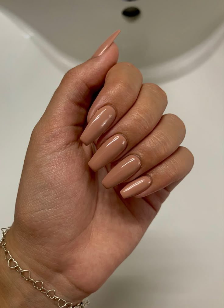 Acrylic Beige Nails, Beige Coffin Acrylic Nails, Coordinating Nail Colors, Coffin Plain Nails, Nails Design Beige, Nude Plain Nails, Coffin Beige Nails, Tan Acrylics, Tan Nails With Design