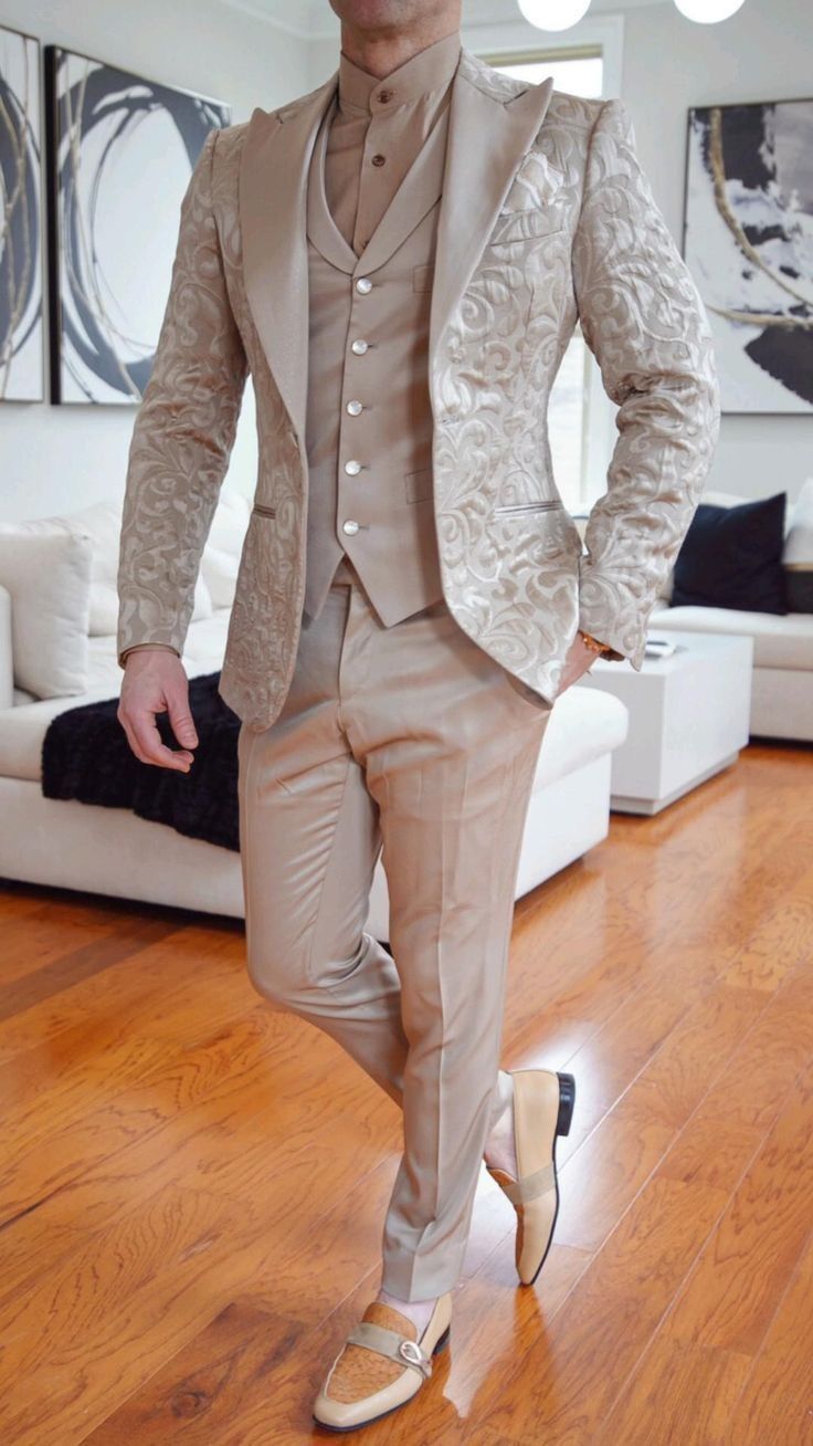 Best Wedding Suits For Men, Reception Suits, Gents Suits, Indian Wedding Suits Men, Suit For Men Wedding, Gentlemen Fashion, Indian Wedding Clothes For Men, Best Wedding Suits, Wedding Suits For Men