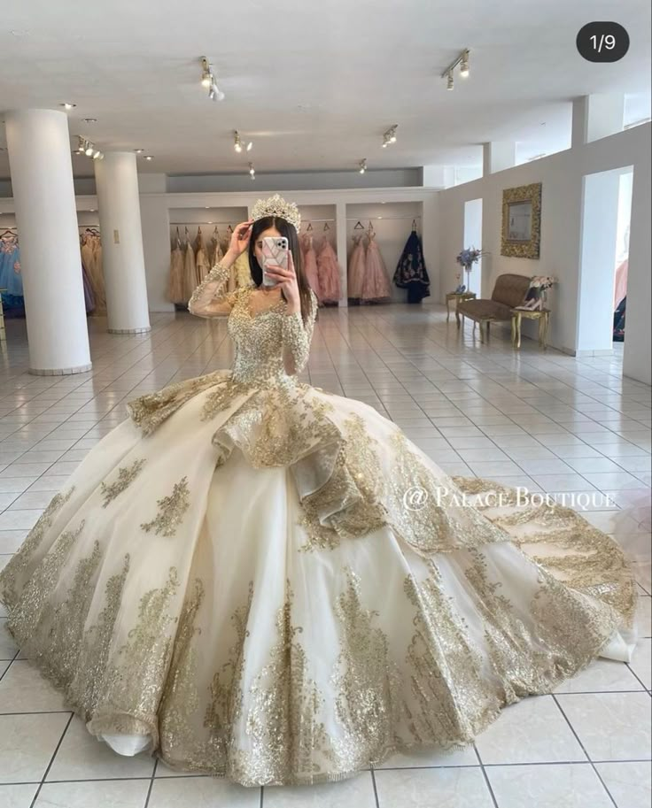 Beige Debut Gown, Golden Quinceanera Dresses, Aesthetic Quinceanera Dresses, Beige Quinceanera Dresses, Champagne Quince Dresses, Vestido Charro, Xv Dresses, Champagne Quinceanera Dresses, Mexican Quinceanera Dresses