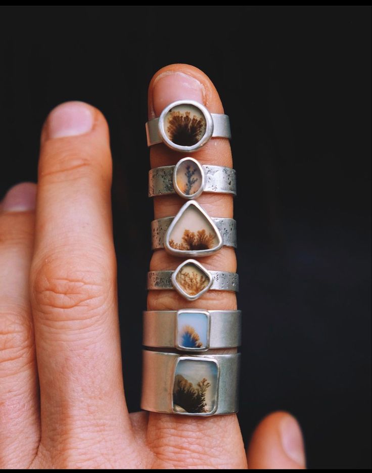 Metalsmithing Jewelry Rings, Dendritic Agate Ring, Beginner Silversmithing Projects, Metal Smithing Jewelry, Silver Smithing Jewelry, Silversmith Rings, Pmc Jewelry, Silversmithing Jewelry, Silver Smithing