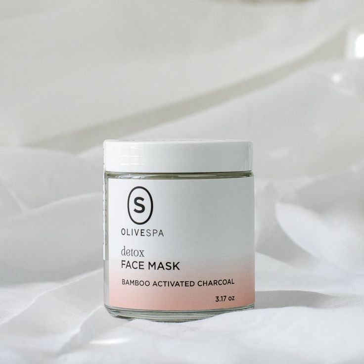 Description Additional Information Crafted by hand, our detox face mask is beneficial for fighting acne and clearing the skin of impurities. Green Desert Calcium Bentonite/Montmorillonite Clay is a therapeutic-grade, magnesium rich, alkaline clay from the Mojave Desert in California. It shares the qualities of both sodium bentonite and calcium montmorillonite, giving it excellent oil absorption properties and is believed to draw out acne-causing toxins from the skin. The addition of activated ch Clay Facial Mask, Oatmeal Face Mask For Acne, Bentonite Clay Body Mask, Face Mask Bentonite Clay, Clay Powder Face Mask, Lotion Stick, Skincare Lifestyle, Acne Face Mask, Skin Detox