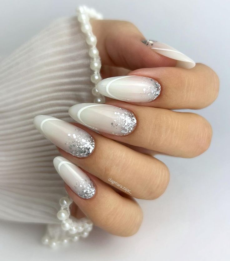 Maroon Nails, Hello Nails, Gel Nail Art Designs, Pink Pillow, Simple Gel Nails, White Angel, Wedding Nails Design, Bride Nails, Festival Nails