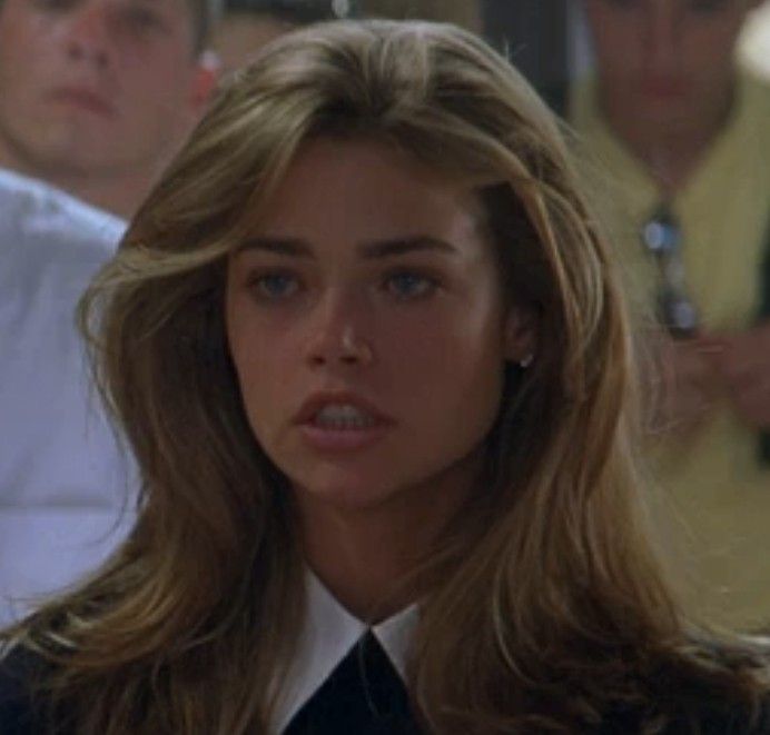 90s Haircuts, Sanggul Modern, Denise Richards, 90s Hairstyles, Long Blonde, Fluffy Hair, Long Blonde Hair, Dream Hair, 가을 패션