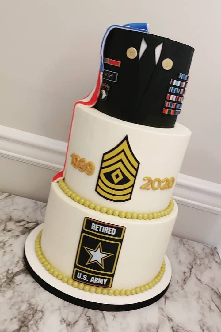 retirement party military cake Army Retirement Party Centerpieces, Military Retirement Party Decorations, Army Retirement Party Ideas, Army Retirement Cake, Diy Retirement Party Decorations, Military Retirement Party Ideas, Military Retirement Cake, Army Retirement Party, Military Retirement Party