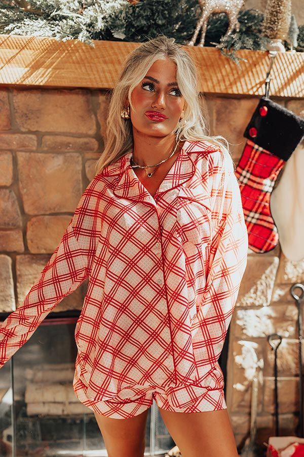 - Feel Christmas morning cozy in this adorable pajama top! - Unlined material with a white and red plaid print, red piping, and a satin finish - A collared v-cut neckline - Long, loose sleeves - A functional chest pocket - A button up front - A relaxed silhouette that ends in a rounded hemline Christmas Pajamas Short Sleeve, Cute Christmas Pajamas Target, Christmas Pajamas Checkered, Cheap Long Sleeve Holiday Sleepwear, Fitted Christmas Pajamas, Cheidtmas Pajamas, Womens Penguin Pajama Set Medium, Christmas Pajama Shorts Set, Christmas Pajama Pants Women