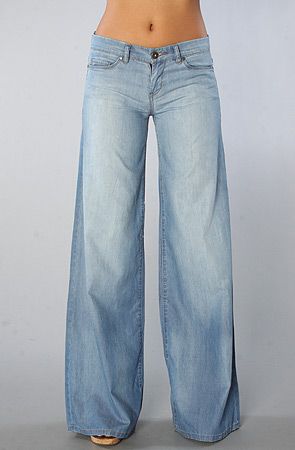 Demin Jeans, Fashion City, Lightweight Jeans, Wide Jeans, Pantalon Large, Blank Nyc, Wide Pants, Jean Outfits, Denim Fashion