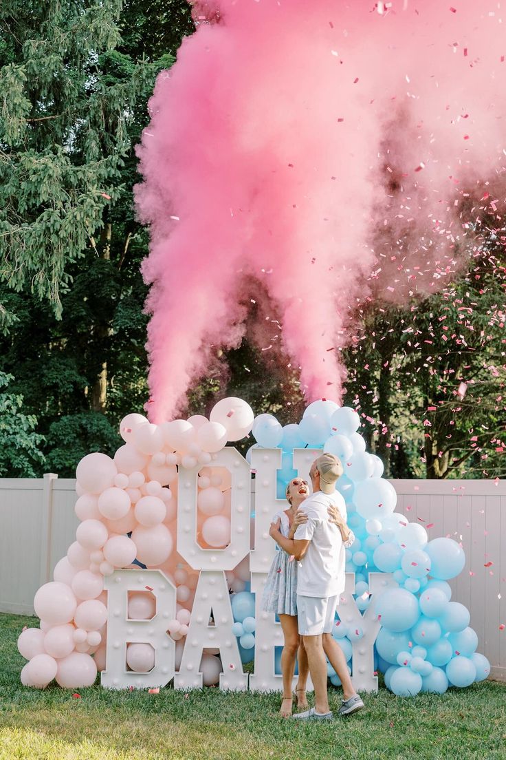 Experience a new level of excitement as you illuminate your gender reveal celebration with our exceptional Gender Reveal Color Blasters. We have reimagined the traditional approach to unveiling life's most cherished secret, offering you an unparalleled and unforgettable event that will impress your guests. Choose from three different size options to suit your budget for this special day! Boho Gender Reveal Ideas, Gender Reveal Theme Ideas Unique, Gender Reveal Ideas For Party Decoration, Small Gender Reveal Ideas, Ways To Reveal Baby Gender, Baby Gender Reveal Party Ideas, Gender Reveal Powder, Baby Gender Reveal Ideas, Baby Shower Reveal Ideas