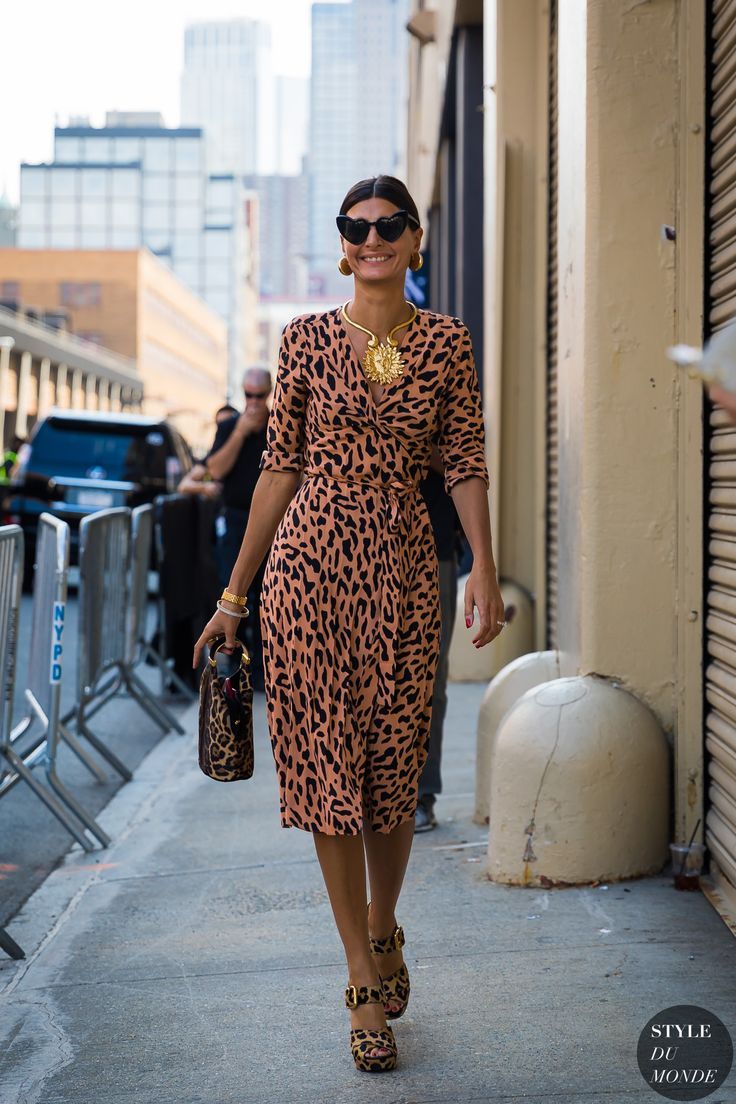 Loving Diane von Furstenberg's leopard print - That's Not My Age Wrap Dress Outfit, Giovanna Battaglia Engelbert, Leopard Print Wrap Dress, Street Style New York, Mid Century Fashion, Giovanna Battaglia, New York Fashion Week Street Style, Popsugar Fashion, Printed Wrap Dresses