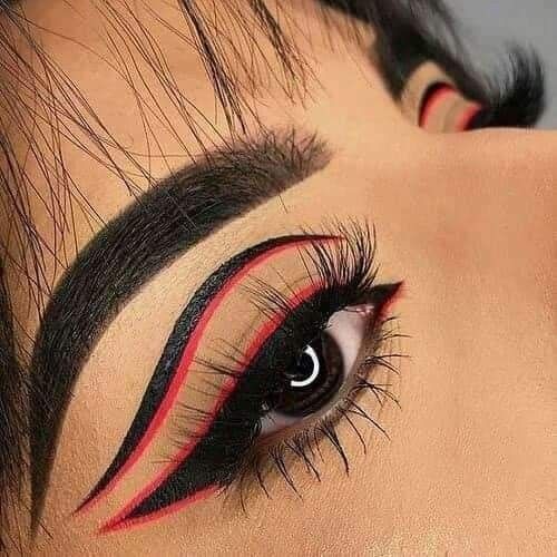 Dramatic Eyeliner, Eyeliner Techniques, Smudge Proof Eyeliner, Eye Makeup Images, Eyeliner Designs, Cute Eye Makeup, Simple Eyeliner, Halloween Eye Makeup, Graphic Eyeliner