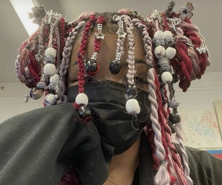 Braids And Beads, Cute Box Braids, Cute Box Braids Hairstyles, Pretty Braided Hairstyles, Vestidos Vintage, Box Braids Hairstyles, Black Girls Hairstyles, Aesthetic Hair, A Face