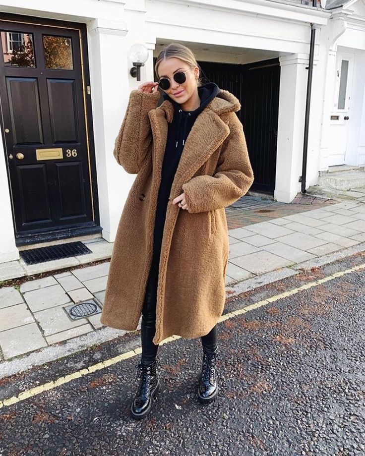 P R E T T Y   L A V I S H on Instagram: “@nadiaanya__ looking a dream in our Teddy Coat 🐻🍂 Tap to shop” Teddy Coat Street Style, Teddy Coat Outfit Winter, Teddy Bear Jacket Outfit, Teddy Bear Coat Outfit, Teddy Jacket Outfit, Nadia Anya, Teddy Coat Outfit, Trenchcoat Outfit, Winter Mode Outfits