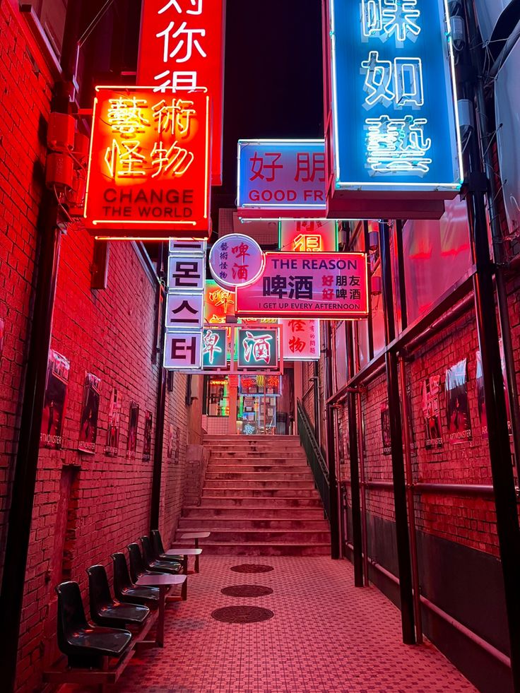 #southkorea #korea #seoul #kdrama #trending #gangnam #coreedusud #trending #travel #aesthetics South Korean Restaurant, South Korea Restaurants, Seoul Korea Photography, Seoul Korea Aesthetic Night, Gangnam Aesthetic, Korean Restaurant Design, Korean Restaurant Aesthetic, Korea Club, South Korea Seoul Aesthetic