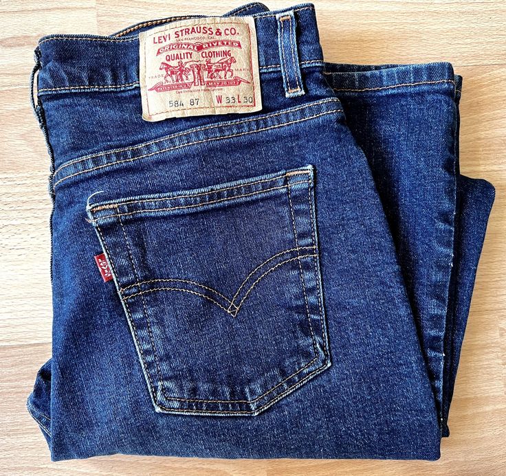 Vintage Navy-dark blue Levi's 584 87 jeans  High Waisted Pants Blue Womens Americana Boyfriend Jeans.  Beautiful dark blue wash denim.  Perfect hipster jeans. Slightly stretchy. Material - 98% cotton 2% elastin  Brand - Levi's  Made in Malta  Size - marked W 33 L 30  *This is the vintage size on the label, which does not correspond to contemporary standards, vintage denim tends to be smaller than contemporary denim. Please look at measurements below and compare them to jeans you own: Approx. Mea American Boyfriend, Hipster Jeans, Jean Boyfriend, Blue Boots, Jeans High Waisted, Dark Blue Jeans, Pants Blue, Boot Cut Denim, Womens Jeans